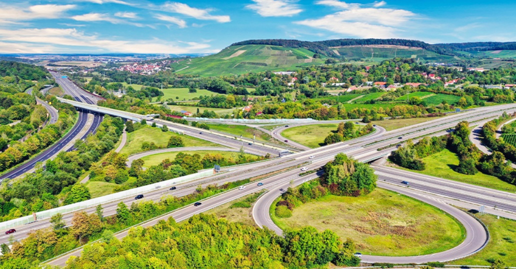 思屋电气交通运输配电项目